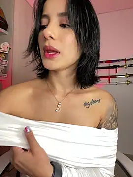 Ale Lewis online show from January 25, 2025, 11:43 pm