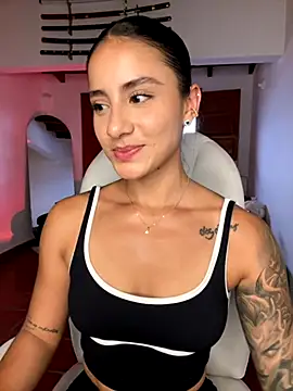 Ale Lewis online show from October 7, 2025, 10:29 pm