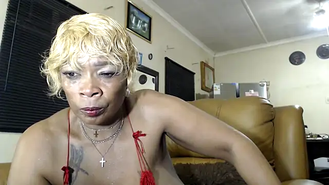 Snapshot of Gucci_Bx chatting on February 4, 2026, 7:31 pm Gucci Bx online show from February 4, 2026, 7:31 pm