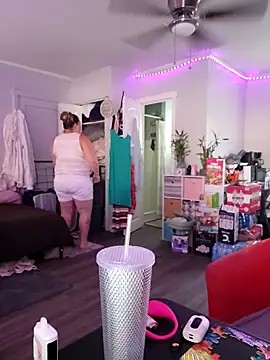 SexyNikki6969 online show from February 26, 2025, 10:09 pm