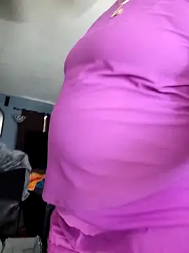 SexyNikki6969 online show from October 14, 2025, 3:13 pm