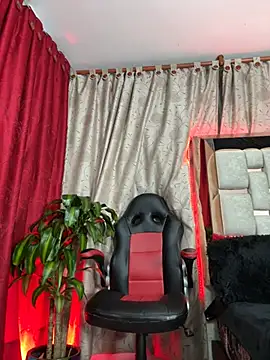 Snapshot of serena_willow chatting on March 1, 2025, 8:56 am serena willow online show from March 1, 2025, 8:56 am