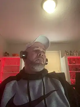 Cristian-Brayan online show from February 9, 2025, 1:35 pm