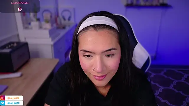 ImLui lu online show from November 29, 2025, 8:45 pm