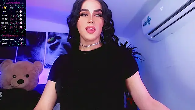 Sophiesweet5 online show from March 18, 2026, 3:15 pm