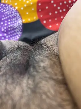 Snapshot of Sexyvarsha143 chatting on December 18, 2025, 9:59 am Sexyvarsha143 online show from December 18, 2025, 9:59 am