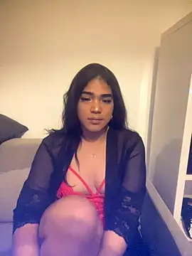 sophiahot thick online show from November 11, 2025, 9:15 pm