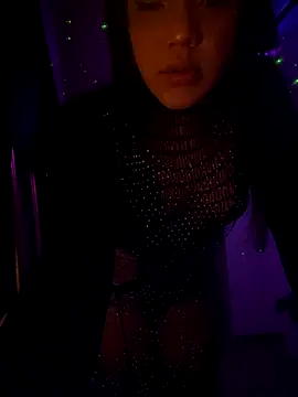 sophiahot thick online show from November 26, 2025, 2:01 am