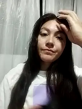 Snapshot of katha_steele_ chatting on December 3, 2024, 10:06 am katha steele online show from December 3, 2024, 10:06 am