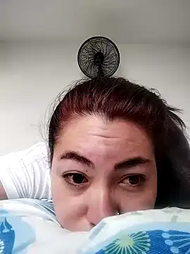 Snapshot of katha_steele_ chatting on December 8, 2024, 12:19 pm katha steele online show from December 8, 2024, 12:19 pm