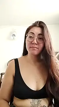 Snapshot of katha_steele_ chatting on December 18, 2024, 2:38 pm katha steele online show from December 18, 2024, 2:38 pm