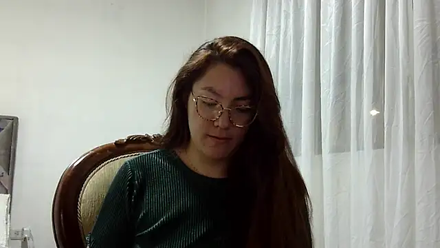 Snapshot of katha_steele_ chatting on January 6, 2025, 10:13 am katha steele online show from January 6, 2025, 10:13 am