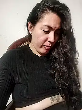 Snapshot of katha_steele_ chatting on October 15, 2025, 1:55 pm katha steele online show from October 15, 2025, 1:55 pm