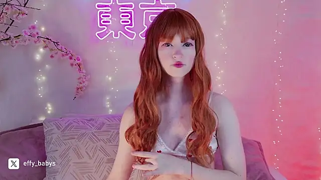 EffyEfans online show from March 21, 2025, 4:17 am