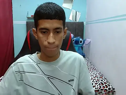 Snapshot of Angelstripboy chatting on February 5, 2026, 12:59 am Angelstripboy online show from February 5, 2026, 12:59 am