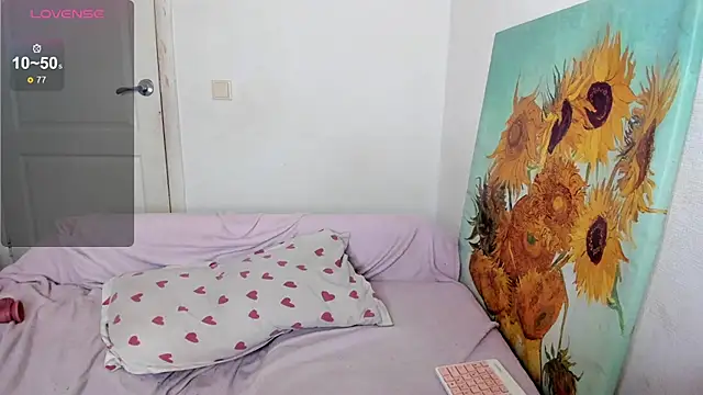 nymphobaby online show from November 15, 2025, 10:26 pm