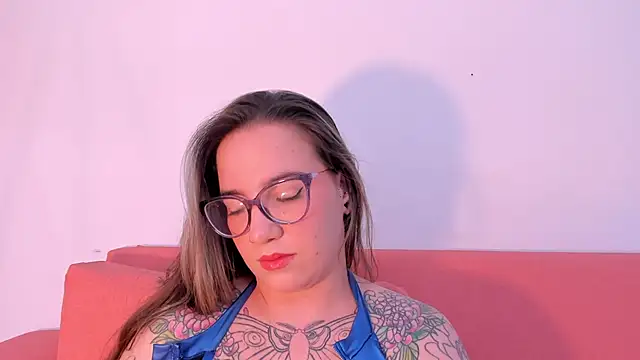 Snapshot of DEVA_BLUE_ chatting on May 22, 2026, 4:19 am DEVA BLUE online show from May 22, 2026, 4:19 am