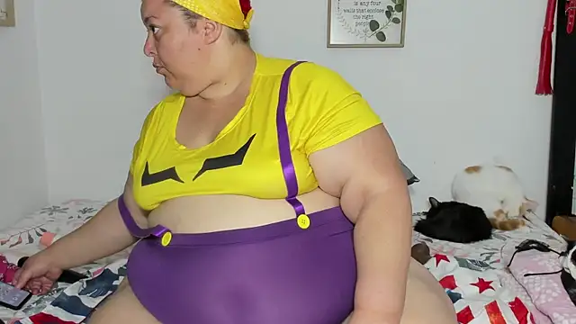Snapshot of MANDY_GIRL_BBW chatting on September 13, 2025, 9:31 am MANDY GIRL BBW online show from September 13, 2025, 9:31 am