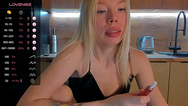 Olivia Bells online show from May 17, 2026, 9:22 pm