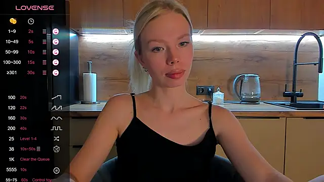 Olivia Bells online show from May 22, 2026, 8:58 pm