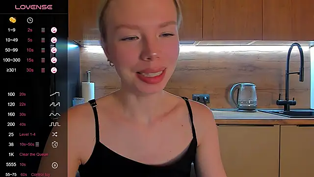 Olivia Bells online show from May 28, 2026, 9:12 pm