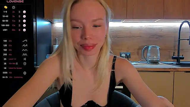 Olivia Bells online show from May 30, 2026, 10:07 pm