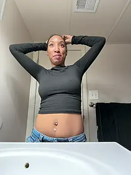 Iceblanca online show from February 9, 2026, 1:26 pm