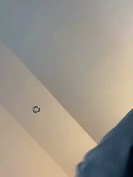 vanjbi45 online show from December 19, 2024, 10:02 am