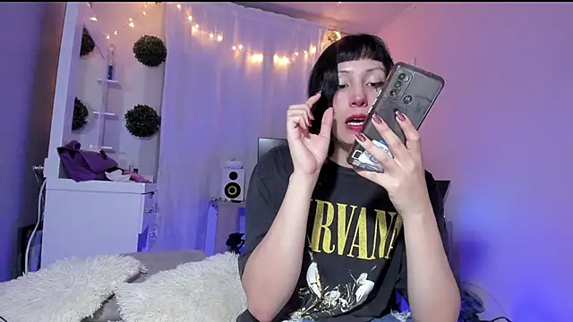 Room312  online show from December 23, 2024, 1:40 am