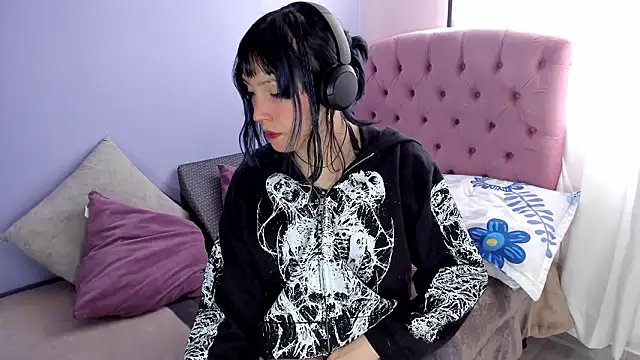 Snapshot of Room312_ chatting on March 1, 2026, 5:15 pm Room312 online show from March 1, 2026, 5:15 pm