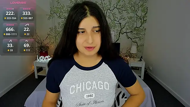 Linda EX online show from September 15, 2025, 4:01 am