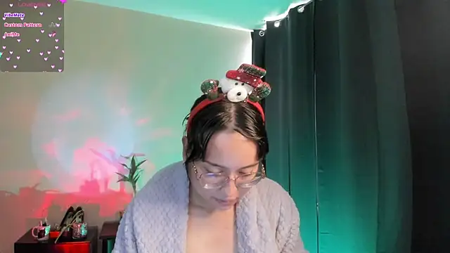 Snapshot of shantalc3rezo chatting on December 20, 2025, 7:21 pm shantalc3rezo online show from December 20, 2025, 7:21 pm