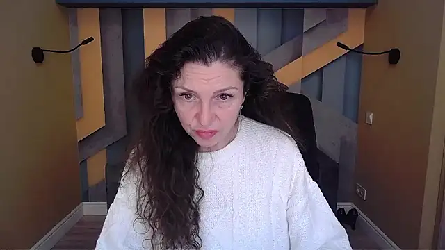 EllaLong online show from January 14, 2026, 12:33 pm