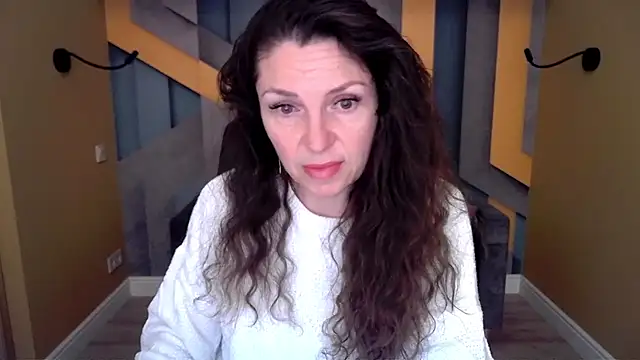 EllaLong online show from February 22, 2026, 12:26 pm