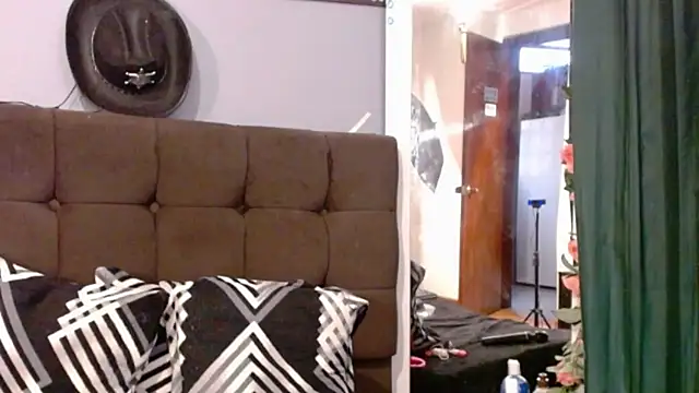 RubyWatson50 online show from May 28, 2026, 9:34 pm