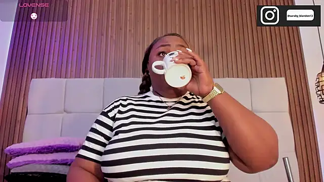 Snapshot of Saravy_Blandon chatting on January 14, 2026, 12:44 pm Saravy Blandon online show from January 14, 2026, 12:44 pm