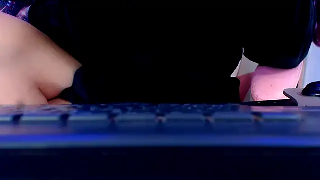 SelfSuck9inchs online show from October 30, 2025, 2:57 am