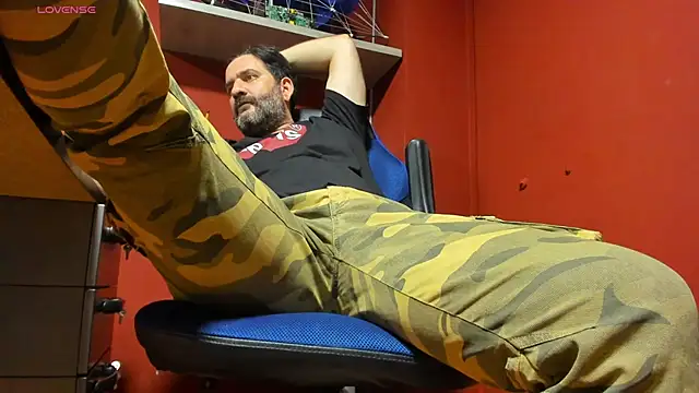 Maxi TheBigDaddy online show from March 15, 2025, 12:25 am