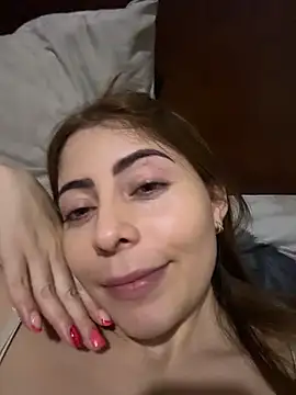 LilaSuni online show from December 1, 2025, 3:11 am