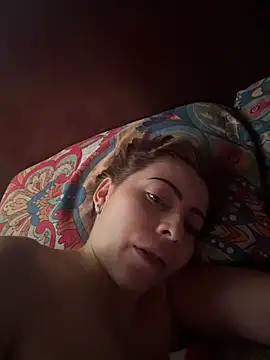 LilaSuni online show from December 3, 2025, 1:42 pm