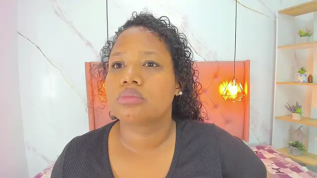 Snapshot of Belle_Brunette chatting on December 19, 2025, 8:49 pm Belle Brunette online show from December 19, 2025, 8:49 pm