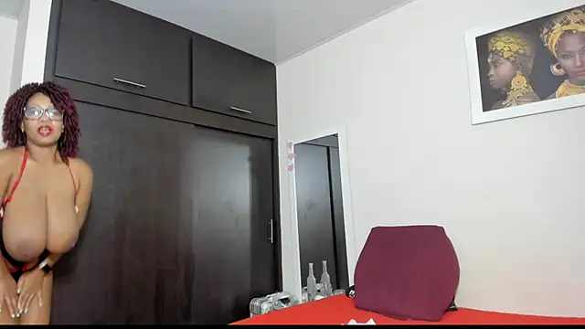 megan-hotxx online show from November 18, 2025, 3:01 am