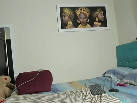 megan-hotxx online show from December 22, 2025, 4:42 am