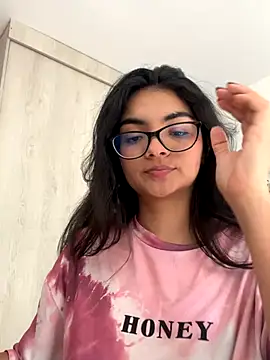 Snapshot of Cat2525 chatting on November 9, 2025, 7:56 pm Cat2525 online show from November 9, 2025, 7:56 pm