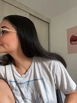 Snapshot of Cat2525 chatting on February 23, 2026, 9:01 pm Cat2525 online show from February 23, 2026, 9:01 pm