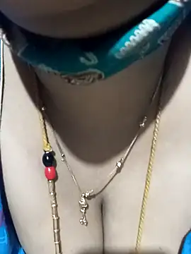 Snapshot of tuttifrutti17 chatting on September 25, 2025, 5:38 pm tuttifrutti17 online show from September 25, 2025, 5:38 pm