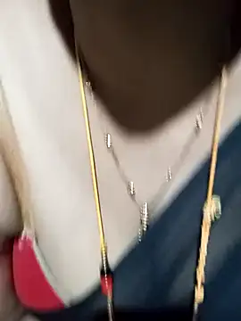 Snapshot of tuttifrutti17 chatting on October 27, 2025, 6:12 pm tuttifrutti17 online show from October 27, 2025, 6:12 pm