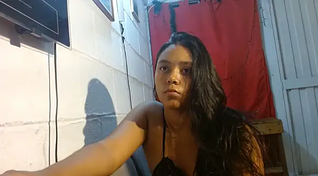 Chiara petterson online show from January 22, 2025, 6:31 am