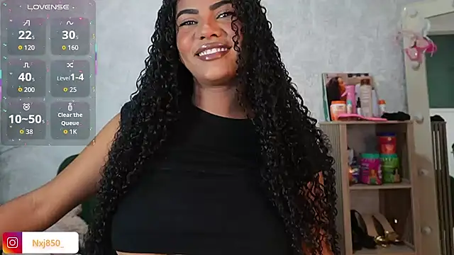 Snapshot of HOTBLACKANDWHITE2 chatting on February 10, 2026, 9:30 pm HOTBLACKANDWHITE2 online show from February 10, 2026, 9:30 pm