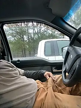 Snapshot of Themechanic420 chatting on December 10, 2024, 1:22 pm Themechanic420 online show from December 10, 2024, 1:22 pm